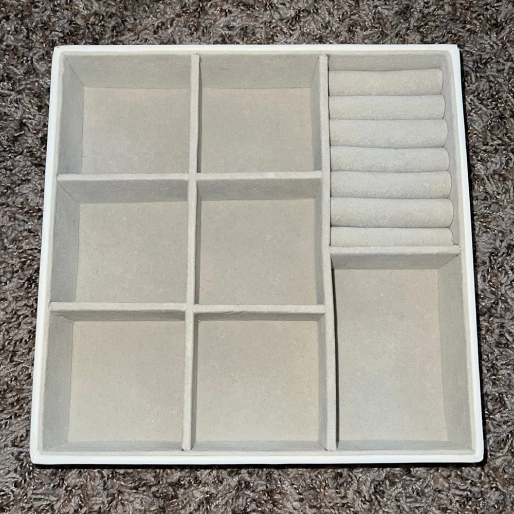 jewelry organizer